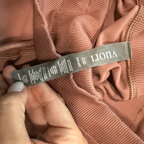 Vuori Daily Jogger Pants - Picture 4 of 4